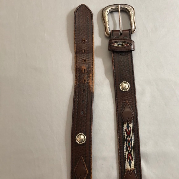 Distressed Western Style Belt Sz 32 - Picture 3 of 8